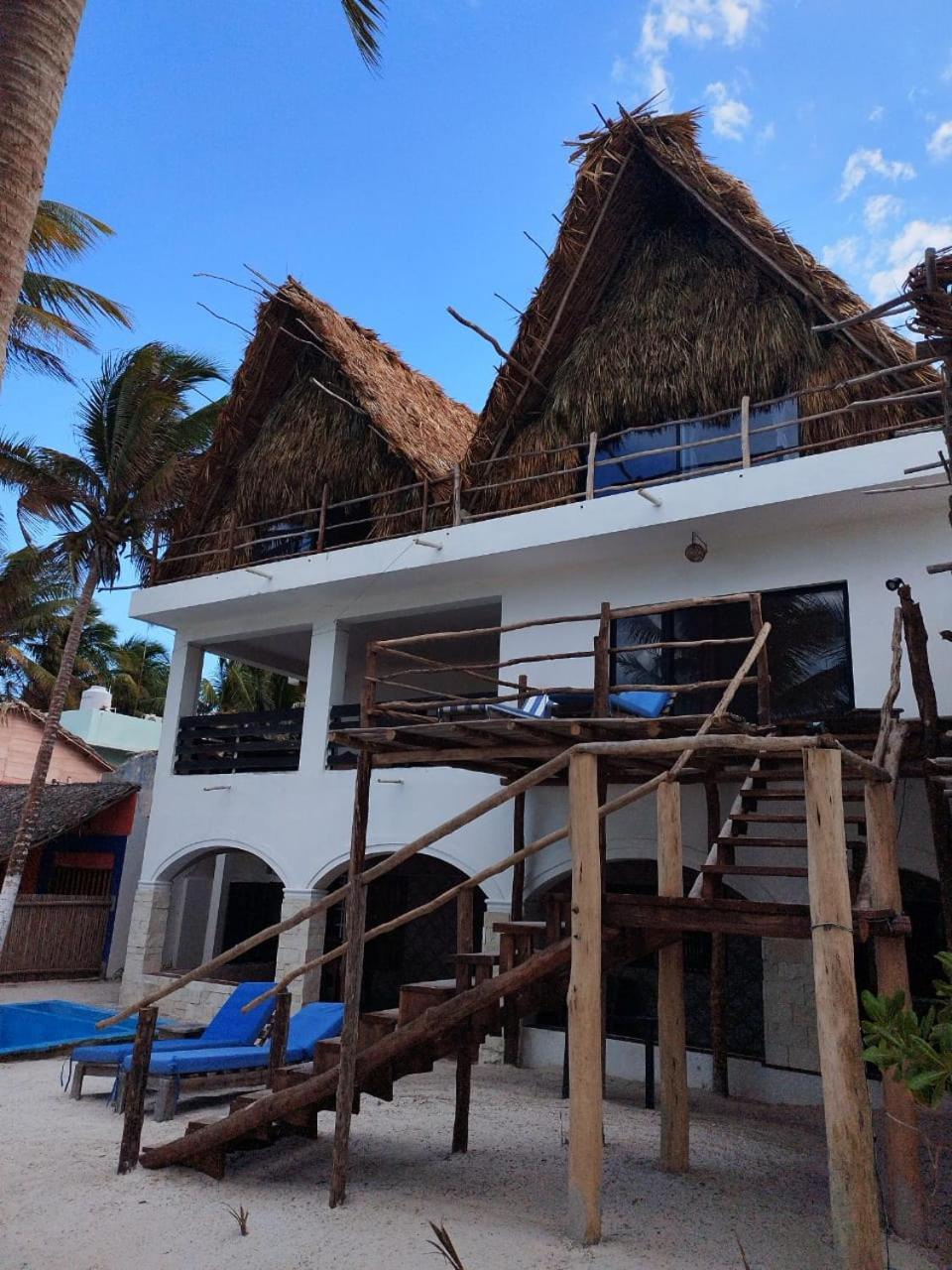 Casa Mate Beachfront Houses El Cuyo Exteriör bild