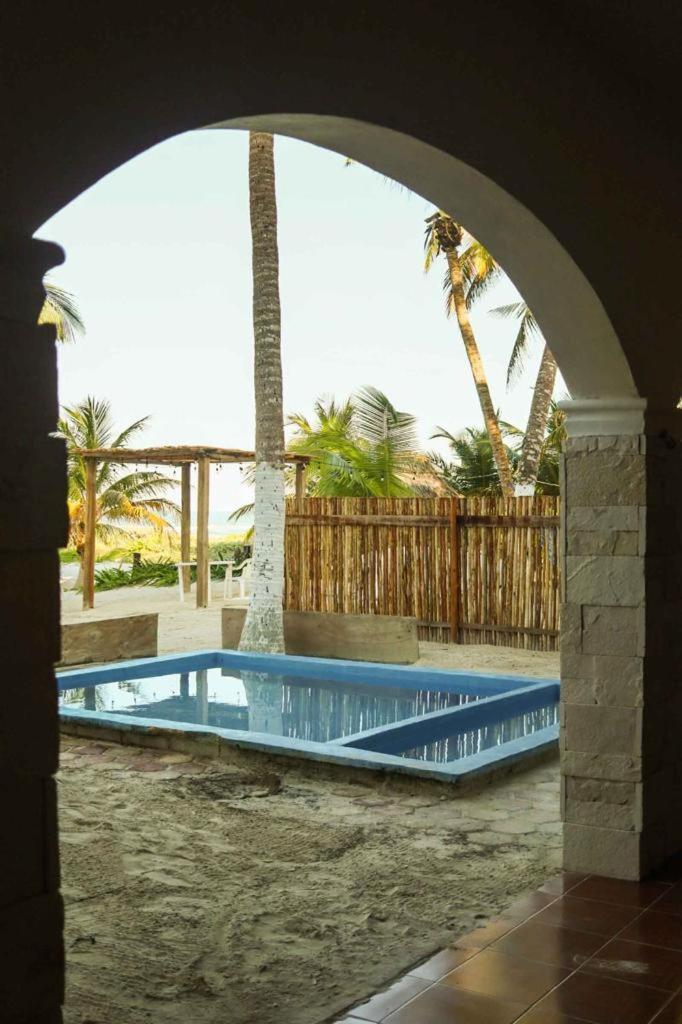 Casa Mate Beachfront Houses El Cuyo Exteriör bild